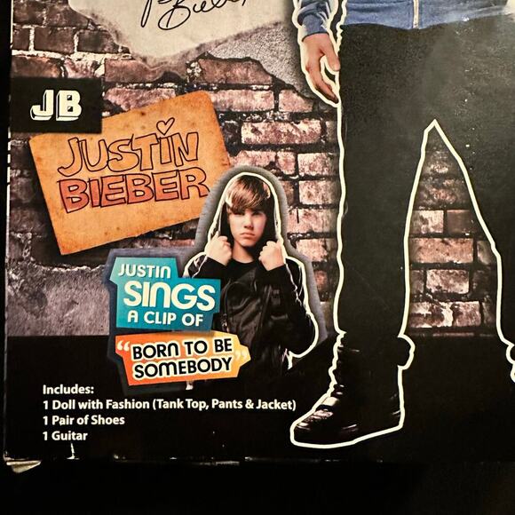 JUSTIN BIEBER 2011 Doll Toy R Us Performance Collection Vintage Collector - Picture 6 of 9